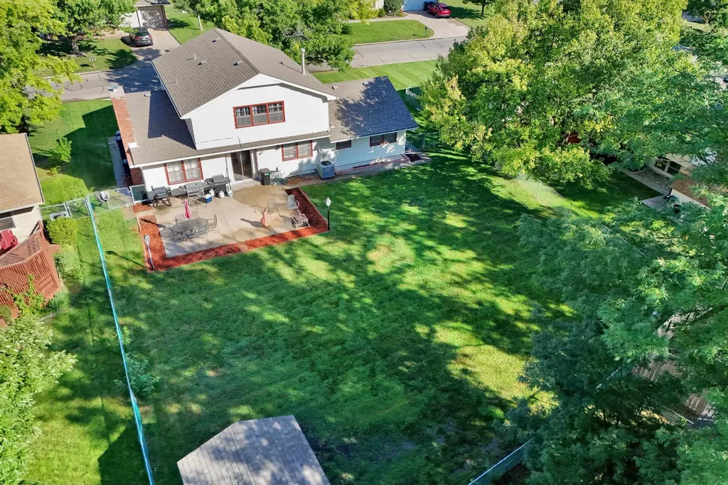 304 Rolling Hills Drive Newton KS 67114