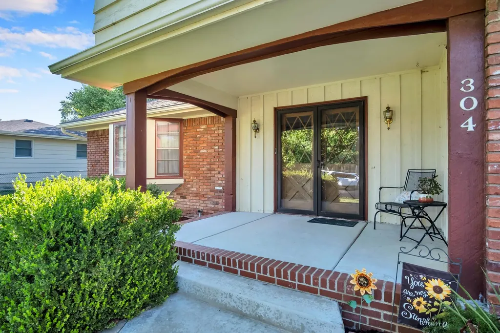 304 Rolling Hills Drive Newton KS 67114