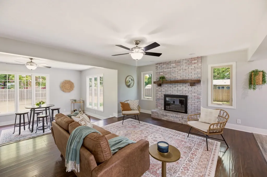 2200 W 51st Street Wichita KS 67204