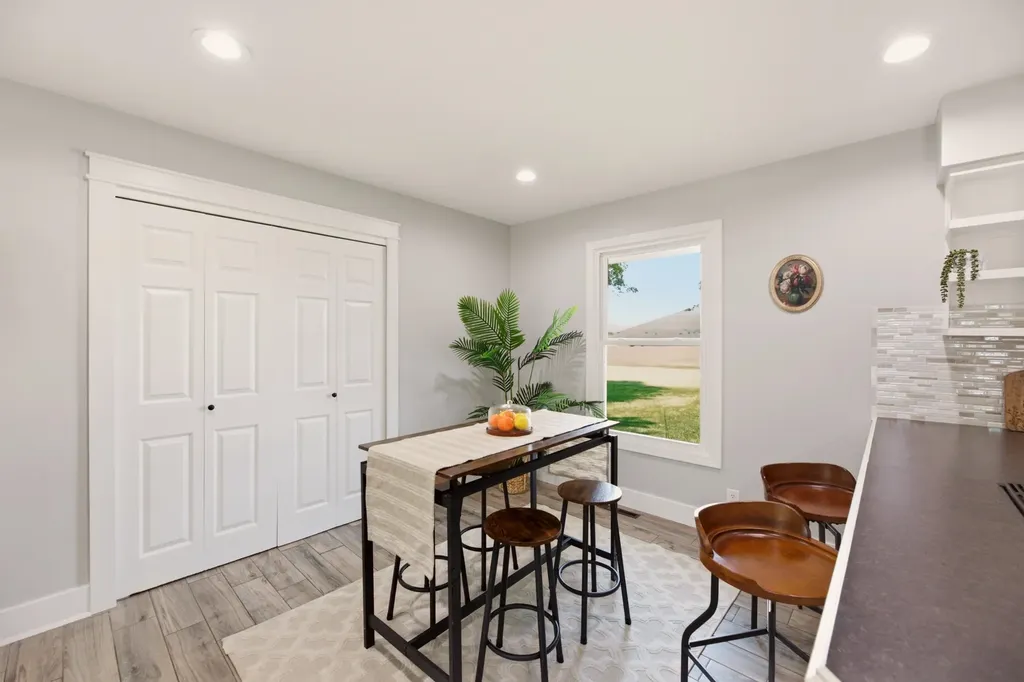 2200 W 51st Street Wichita KS 67204