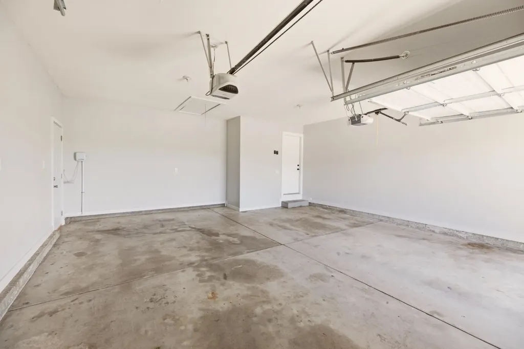 2200 W 51st Street Wichita KS 67204