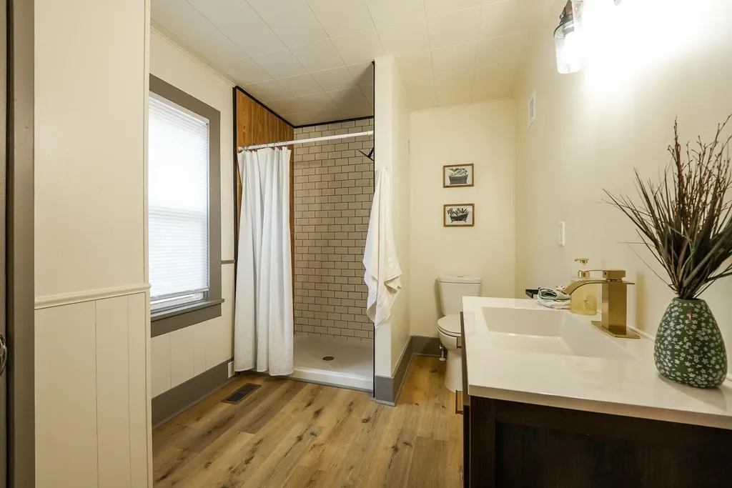1126 W 1st Avenue El Dorado KS 67042