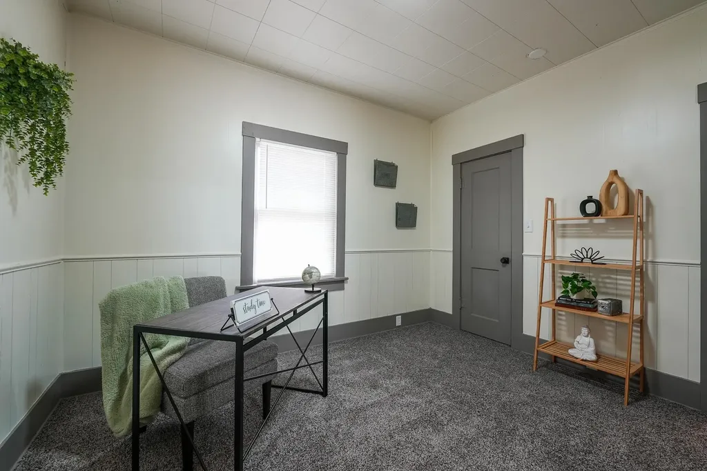 1126 W 1st Avenue El Dorado KS 67042