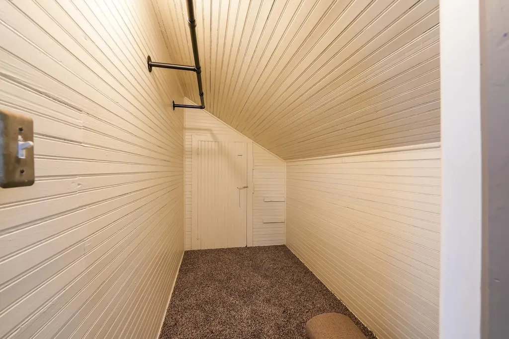 1126 W 1st Avenue El Dorado KS 67042