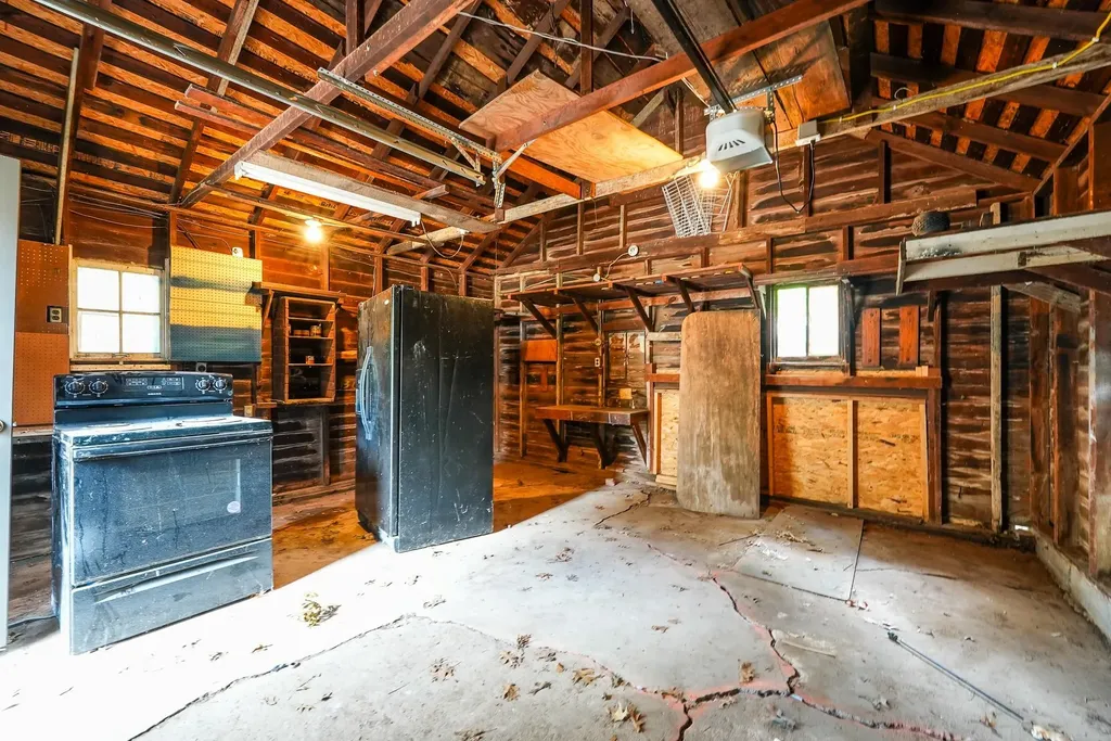1126 W 1st Avenue El Dorado KS 67042