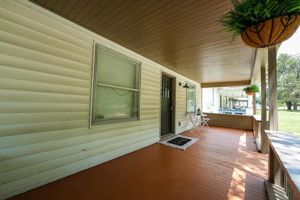 1126 W 1st Avenue El Dorado KS 67042