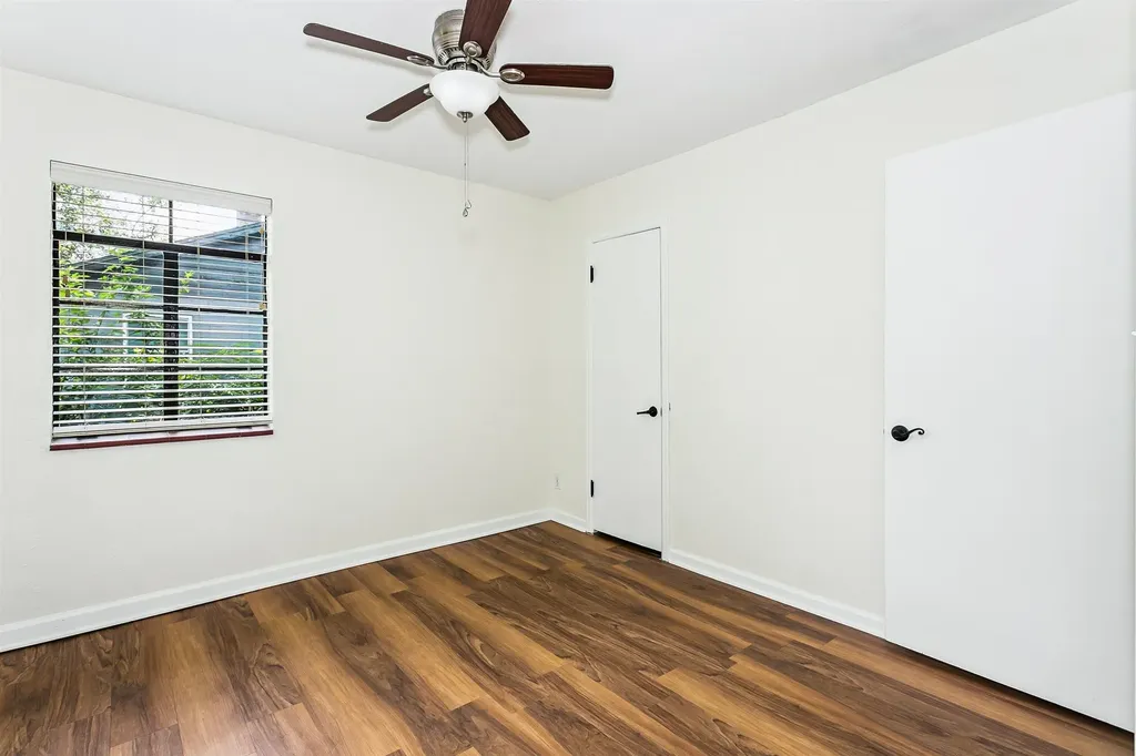 1924 S Fern Avenue Wichita KS 67213