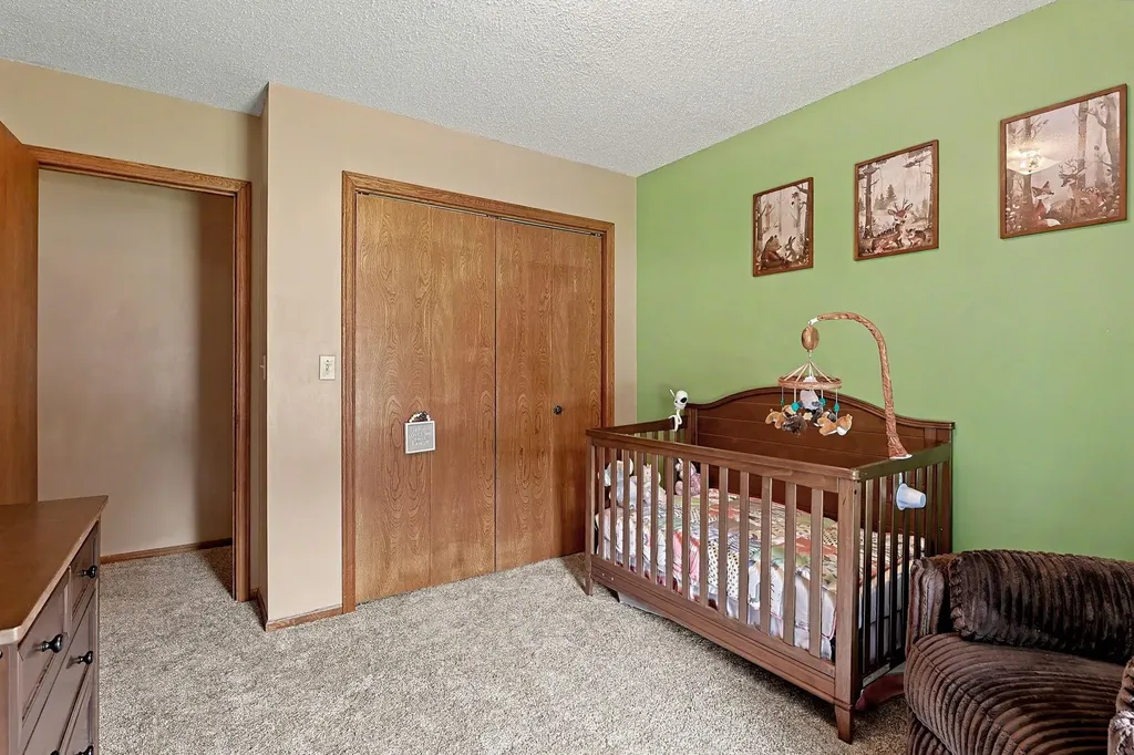 514 W 54th Street S Wichita KS 67217