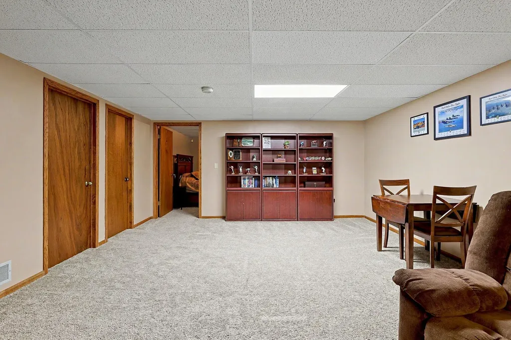 514 W 54th Street S Wichita KS 67217