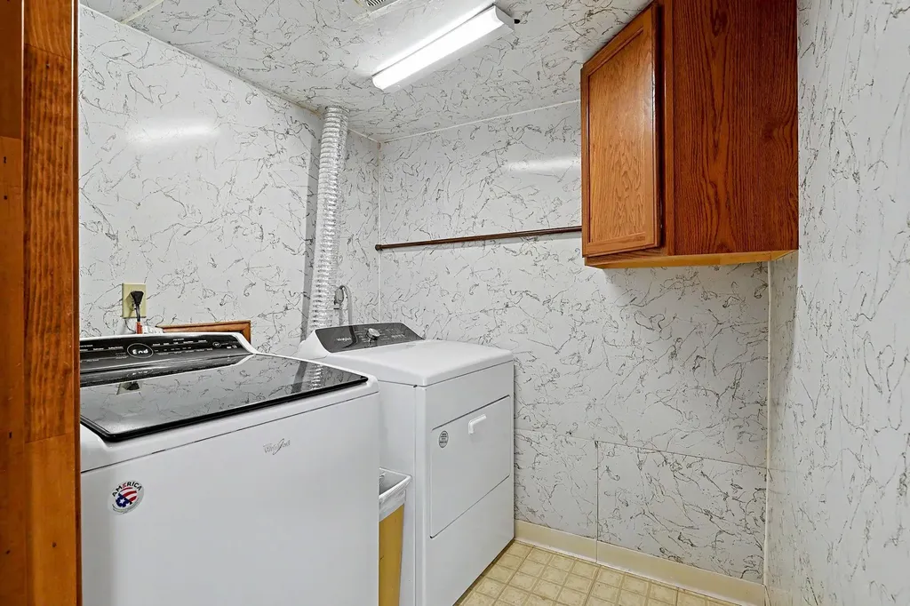 514 W 54th Street S Wichita KS 67217