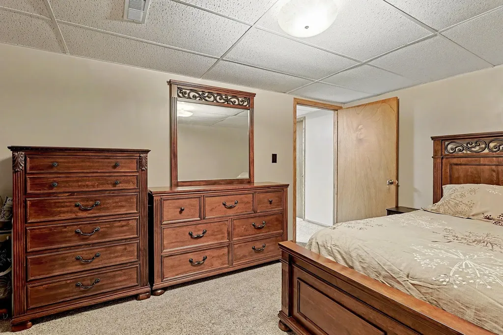 514 W 54th Street S Wichita KS 67217