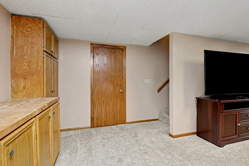 514 W 54th Street S Wichita KS 67217