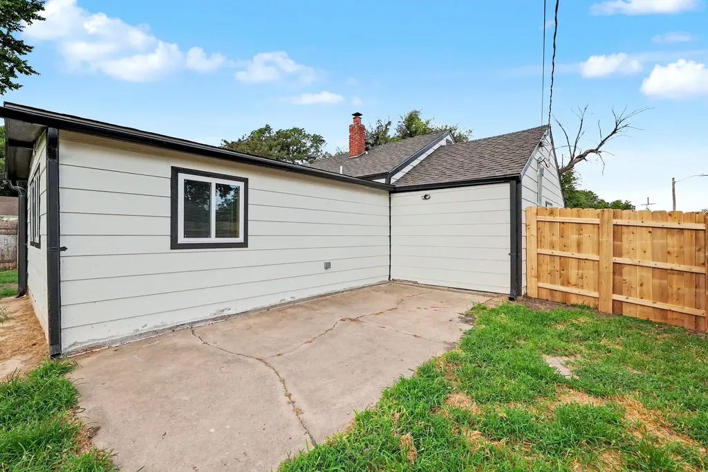 1800 S Millwood Wichita KS 67213