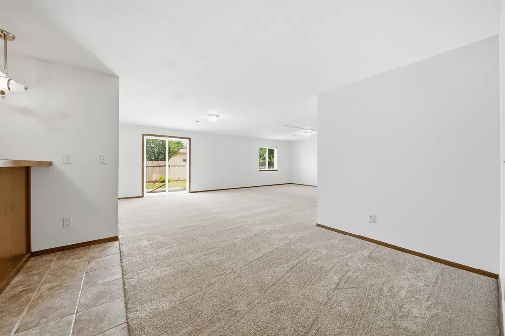 308 W Waterford Court Andover KS 67002