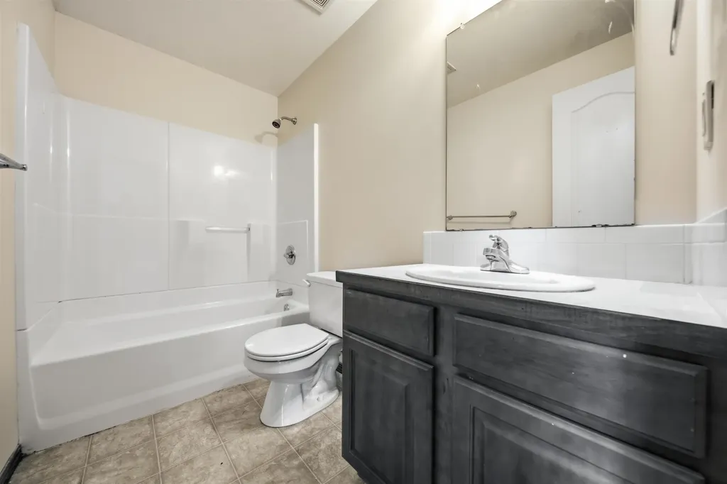 308 W Waterford Court Andover KS 67002