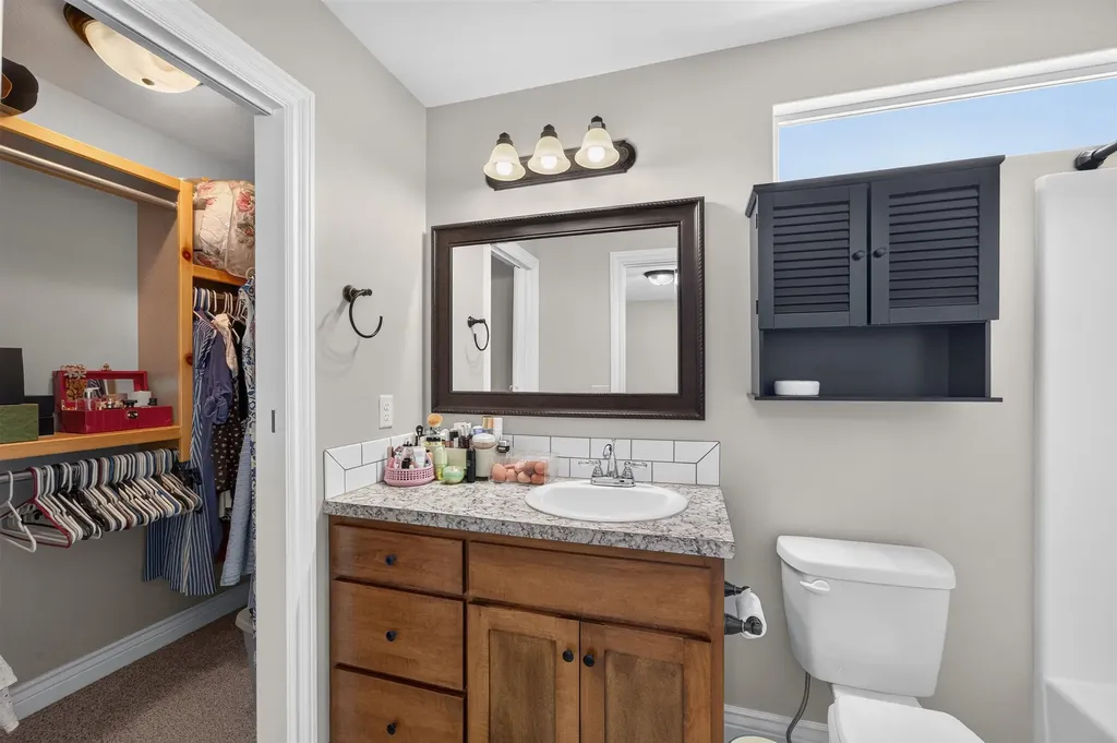 1613 N Kentucky Wichita KS 67235