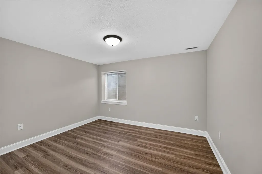 1613 N Kentucky Wichita KS 67235