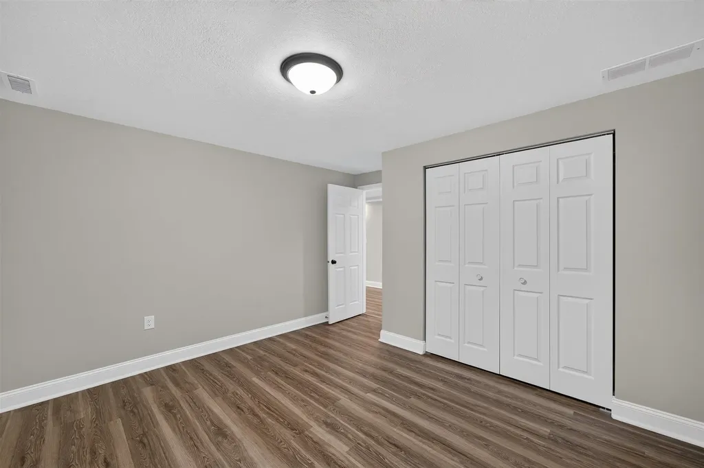 1613 N Kentucky Wichita KS 67235