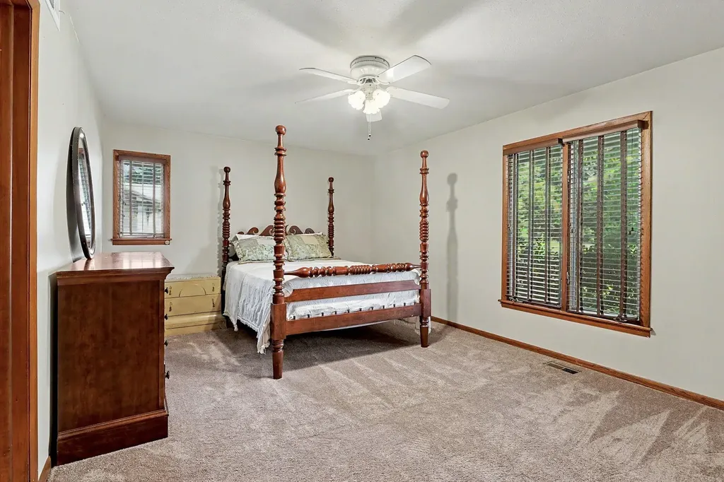 7810 E Pagent Lane Wichita KS 67206