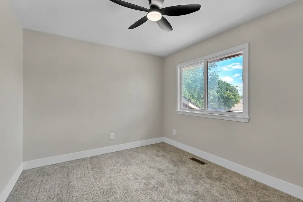 1530 N Smith Circle Wichita KS 67212