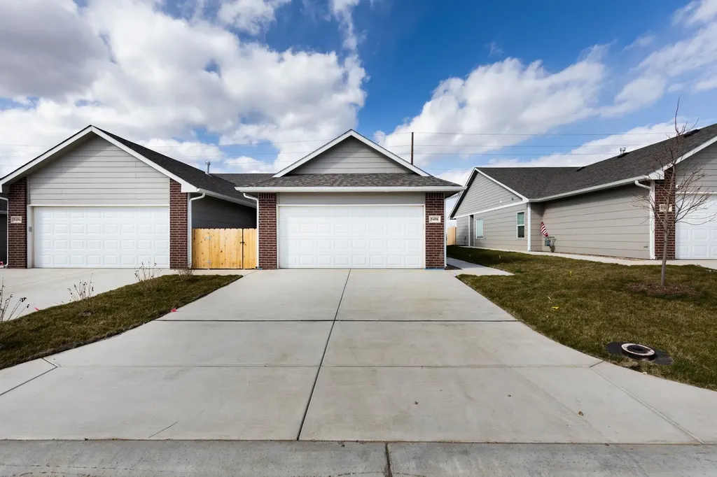 5407 N Colburn Court Wichita KS 67220