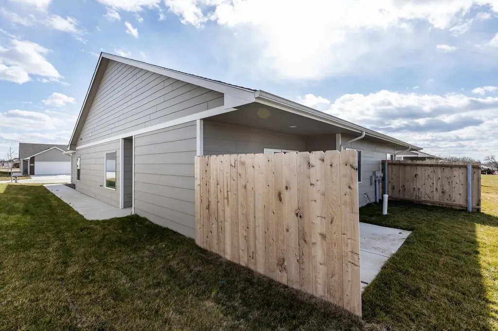 5407 N Colburn Court Wichita KS 67220