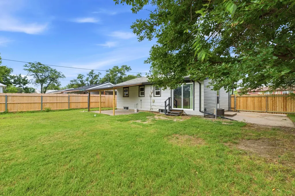 2450 S St Clair Avenue Wichita KS 67217