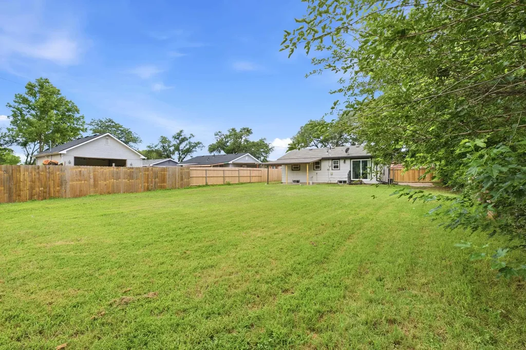 2450 S St Clair Avenue Wichita KS 67217