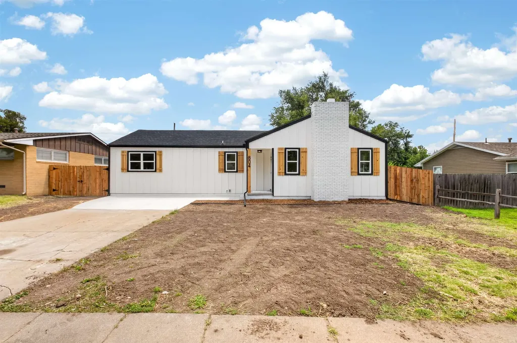 804 Suntset Lane El Dorado KS 67042