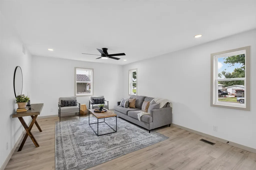 804 Suntset Lane El Dorado KS 67042