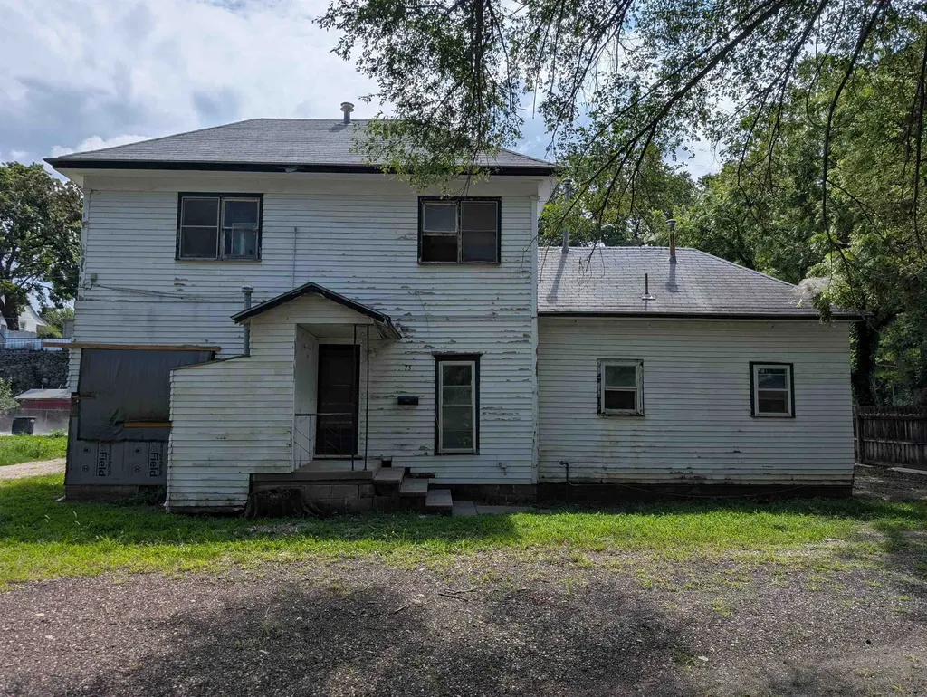 731 Bluff Augusta KS 67010