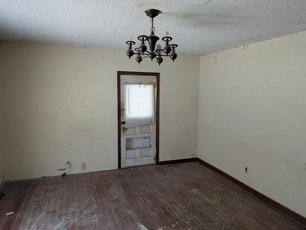 731 Bluff Augusta KS 67010