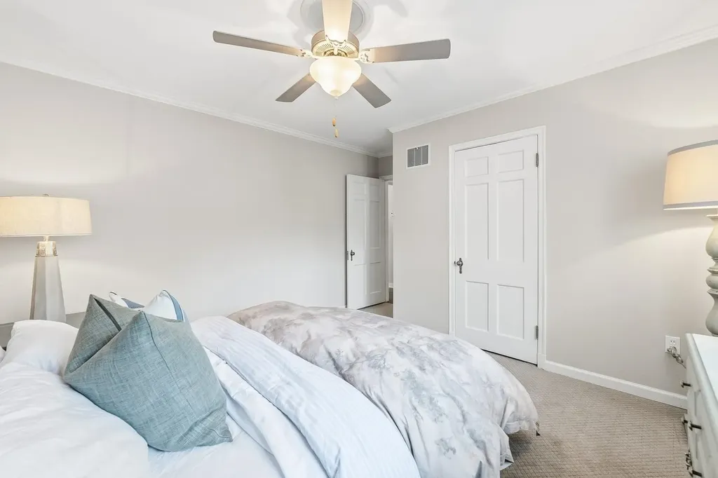 211 N Battin Avenue Wichita KS 67208
