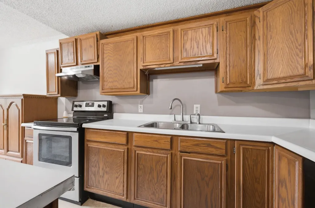 311 N Garfield Street Cheney KS 67025