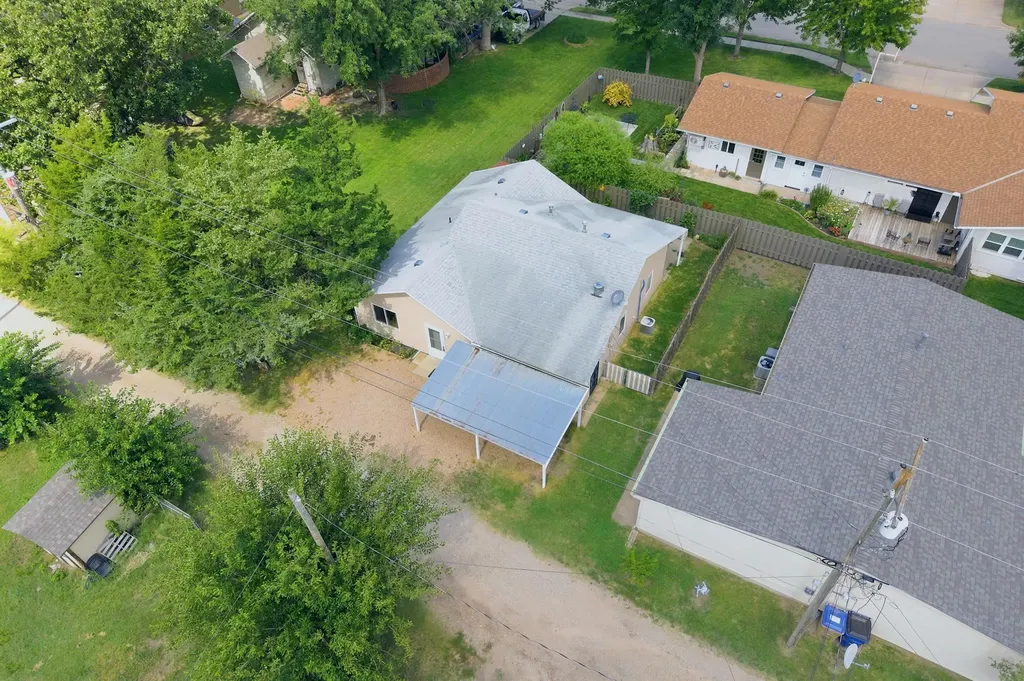 311 N Garfield Street Cheney KS 67025