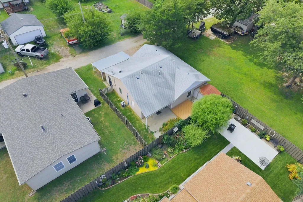 311 N Garfield Street Cheney KS 67025