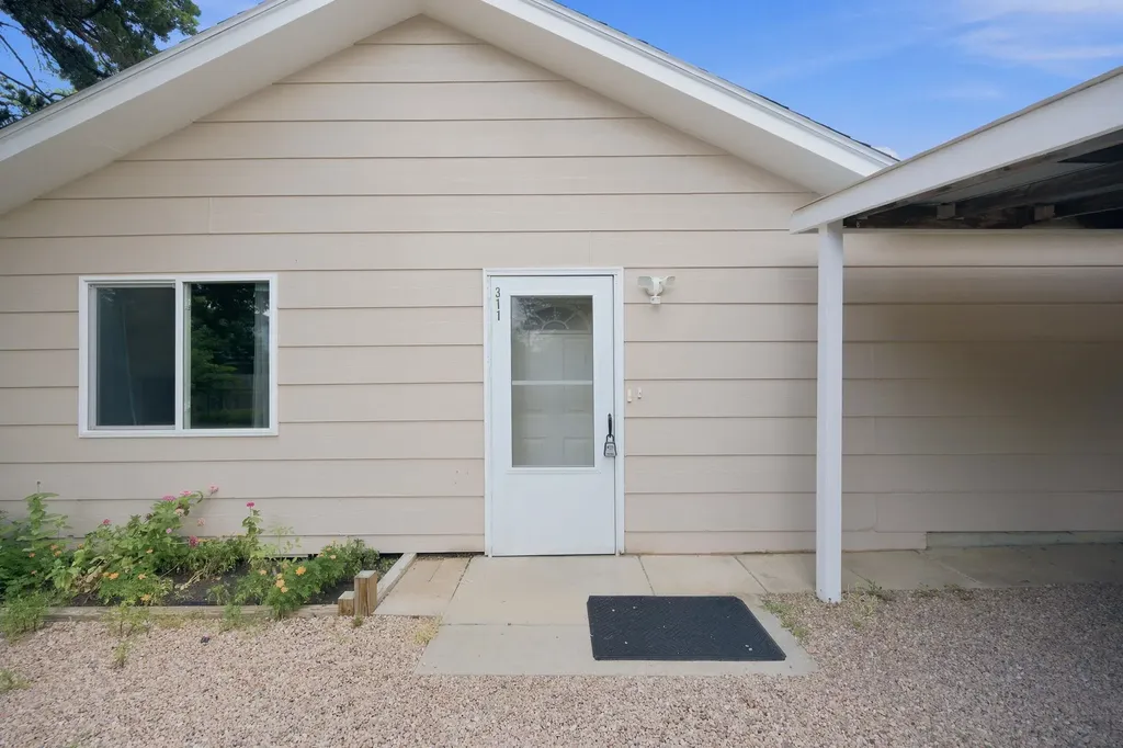 311 N Garfield Street Cheney KS 67025