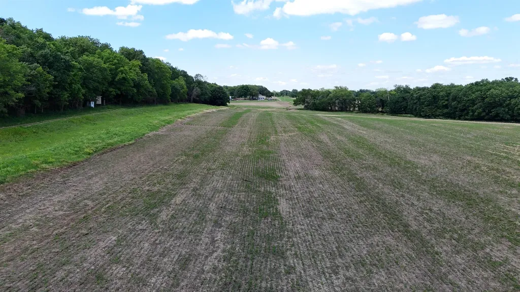 8749 700 Road Fredonia KS 66736