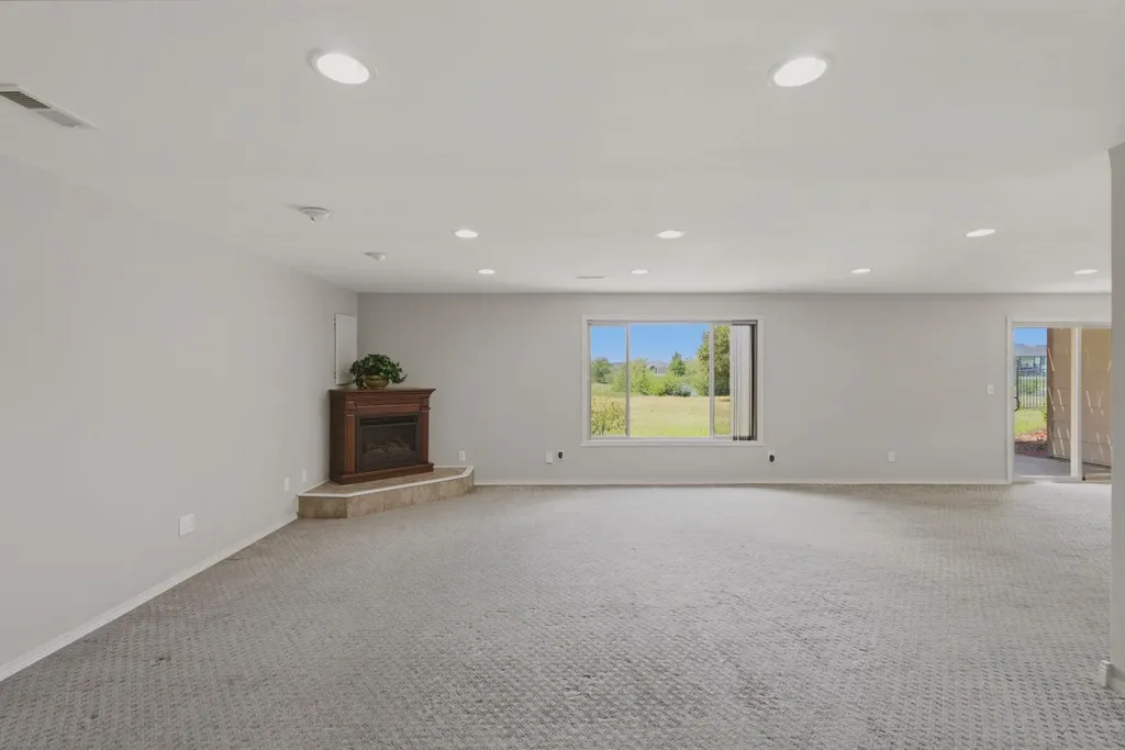 2421 N Fieldstone Street Andover KS 67002