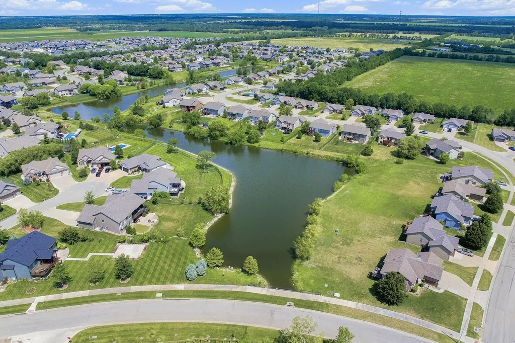 2421 N Fieldstone Street Andover KS 67002