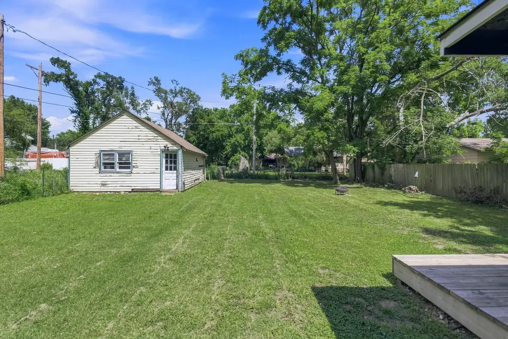 414 S Central Mulvane KS 67110