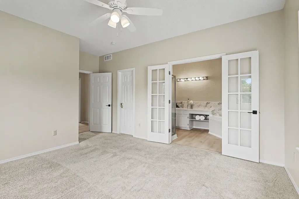4260 N Rushwood Court Bel Aire KS 67226-1462