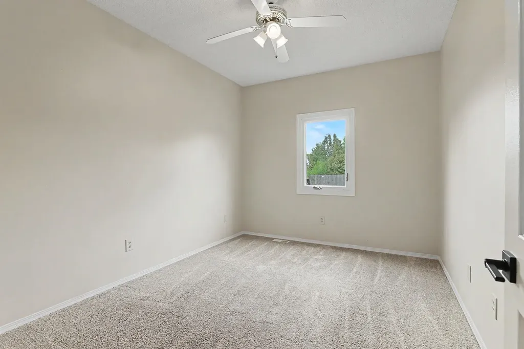 4260 N Rushwood Court Bel Aire KS 67226-1462