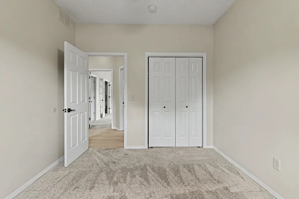 4260 N Rushwood Court Bel Aire KS 67226-1462