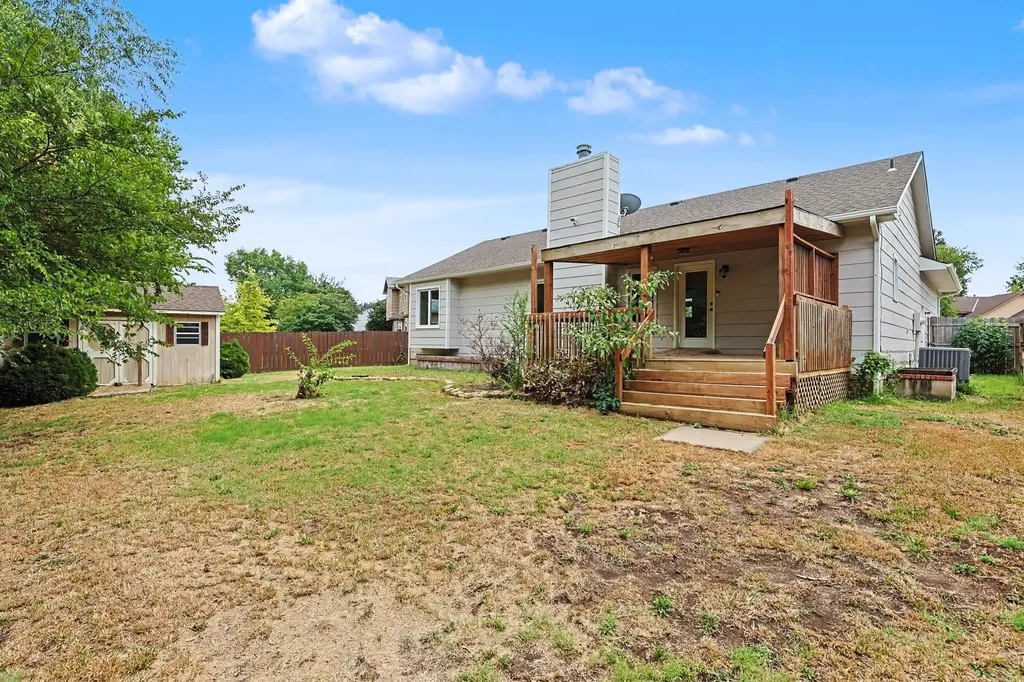 4260 N Rushwood Court Bel Aire KS 67226-1462