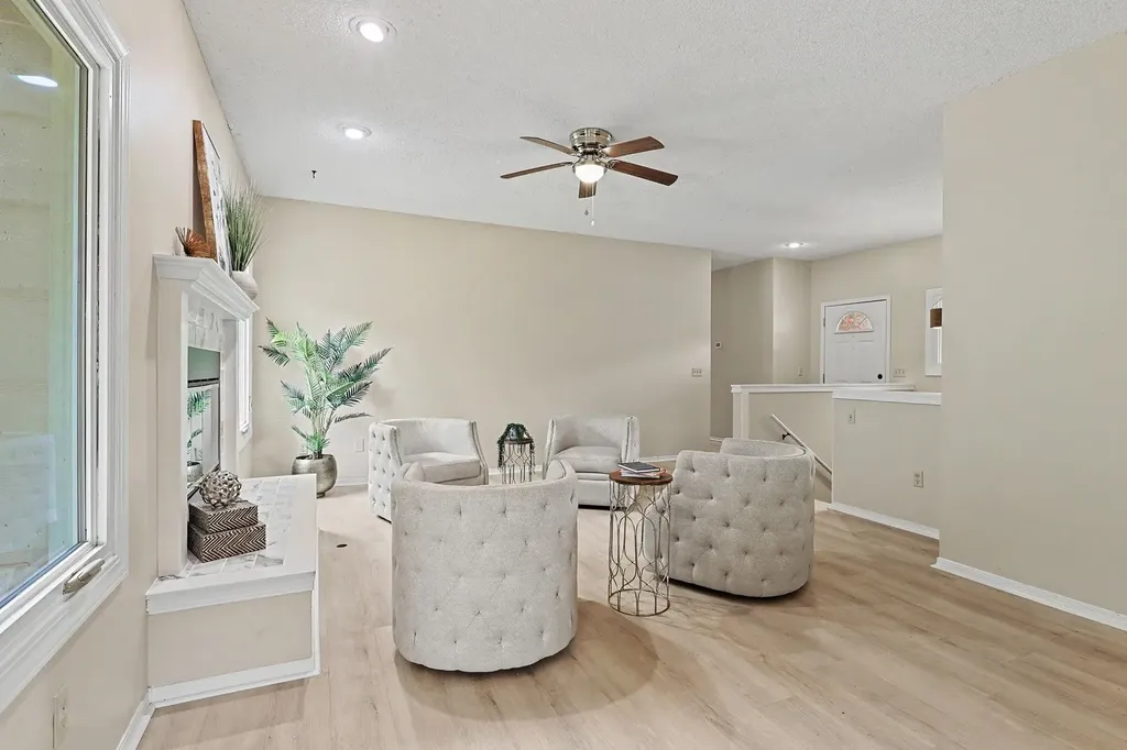 4260 N Rushwood Court Bel Aire KS 67226-1462