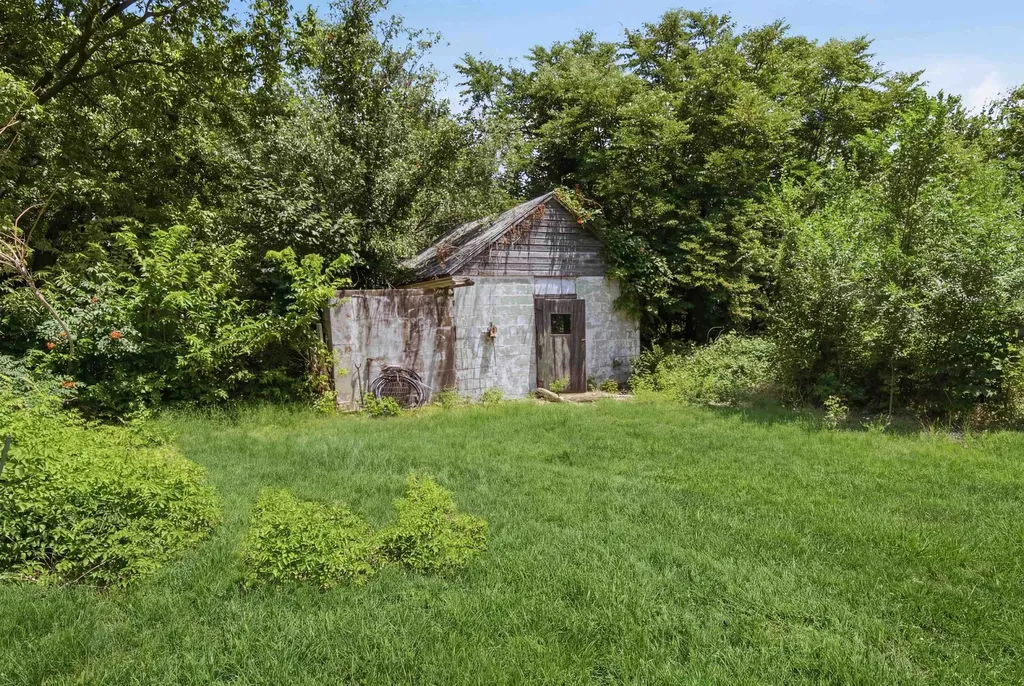 7981 SW 210th Douglass KS 67039-0000
