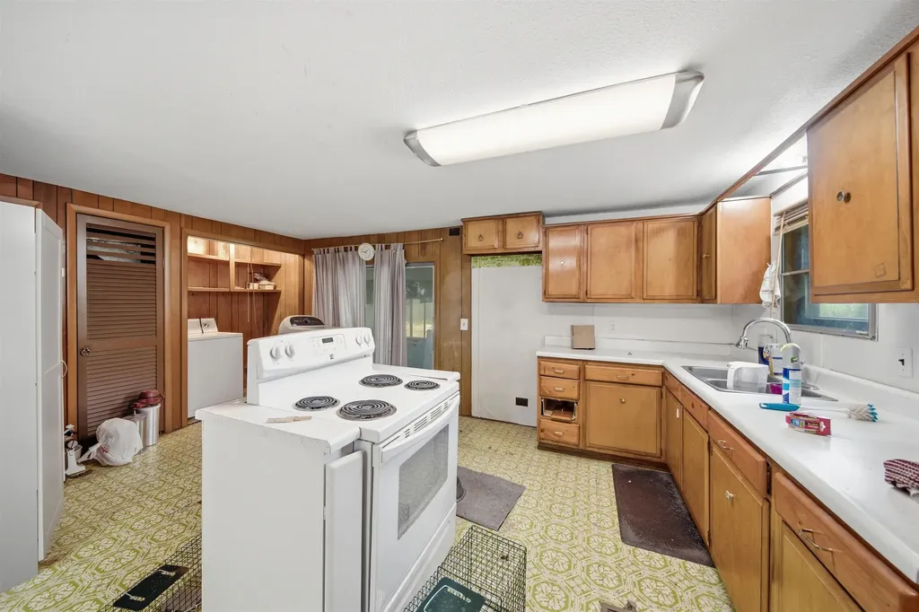 7981 SW 210th Douglass KS 67039-0000