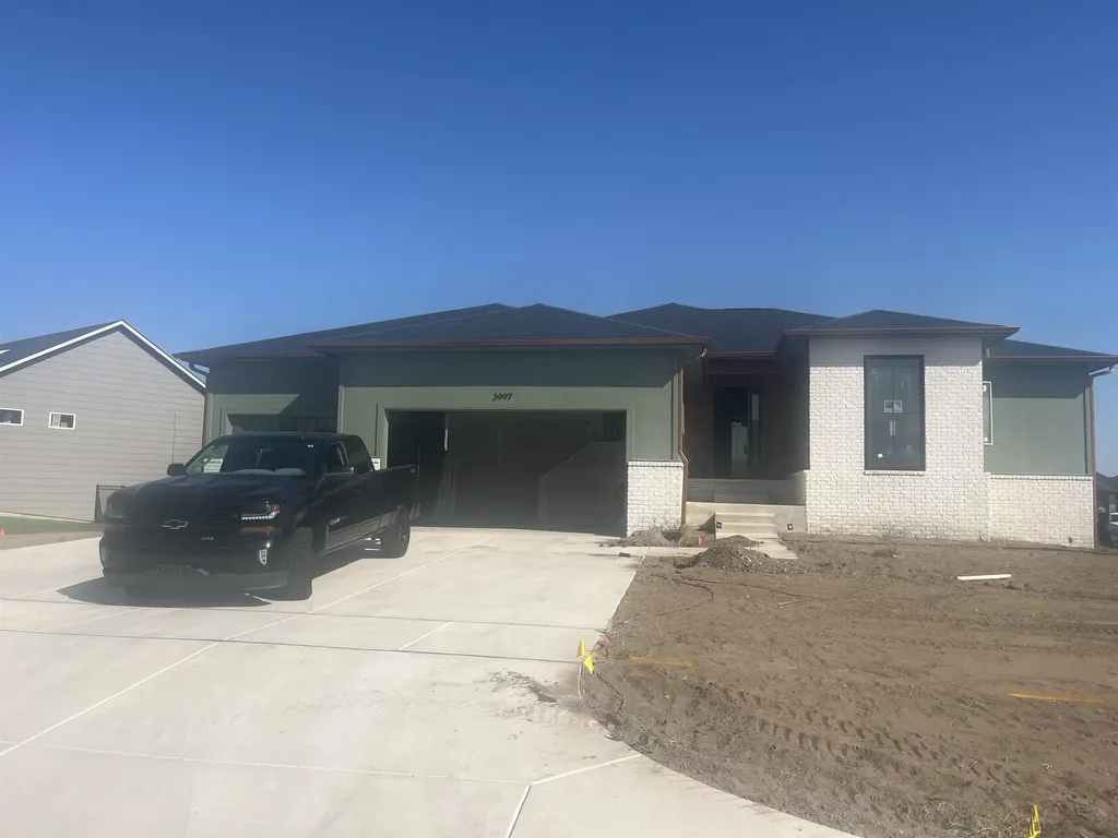 3997 N Estancia Court Wichita KS 67205