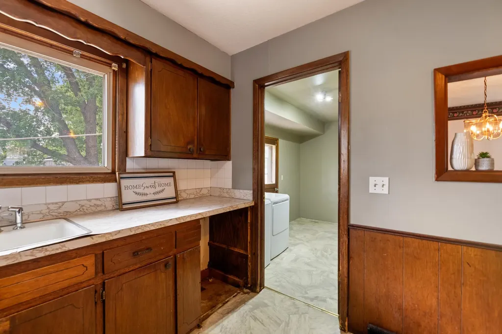 3327 S All Hallows Avenue Wichita KS 67217